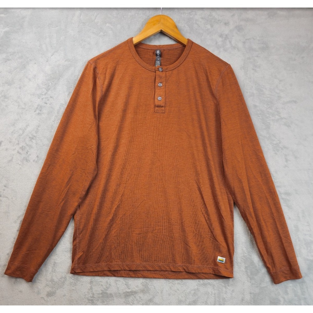 Vuori Henley Ease Performance Shirt Mens Medium Long Sleeve Burnt Orange